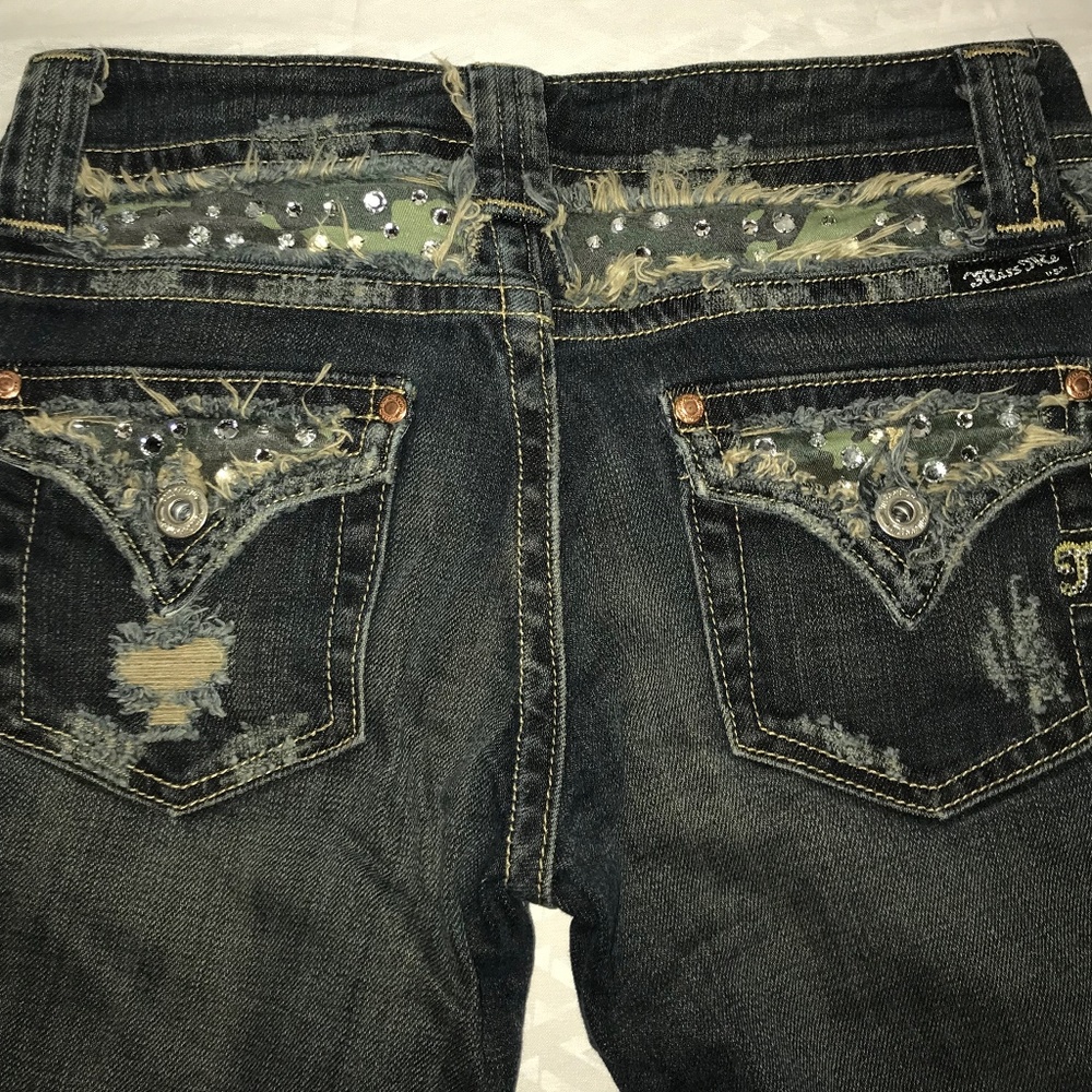 Miss Me Jeans - Picture 2 of 3